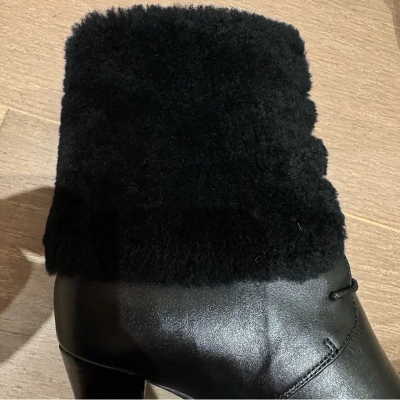 Black Leather Fold Over Shearling Cuff Ankle Boots Booties - Picture 6 of 11